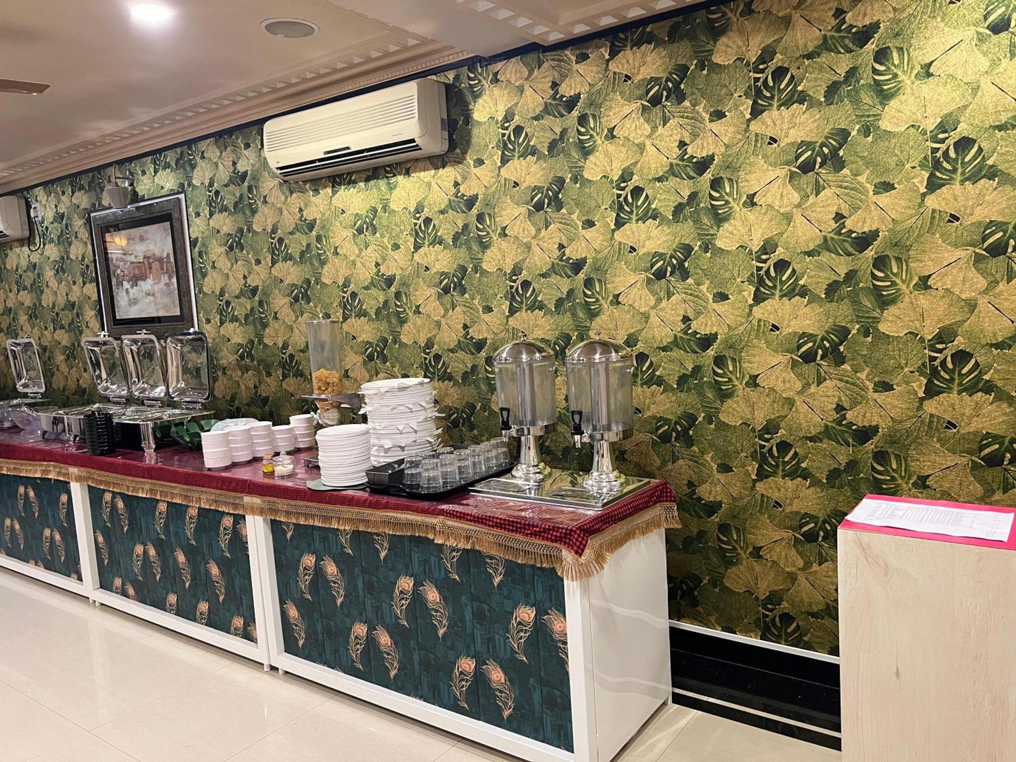 The Grand Krishna Rooms Bangalore Exterior foto